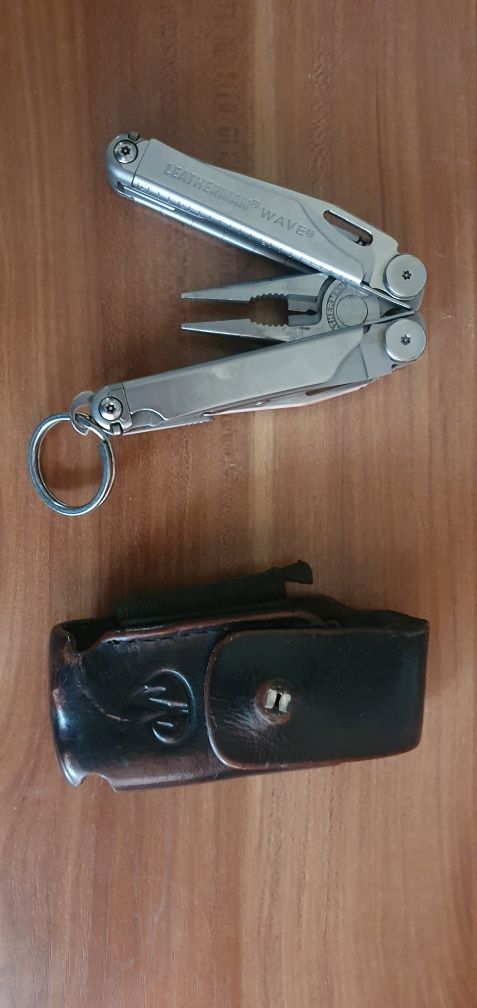 Нож мультитул Leatherman Wave + фонарик Fenix