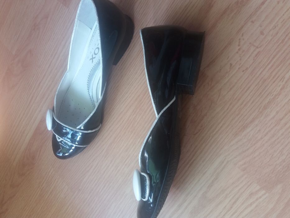 Pantofi, balerini nr 35 Geox