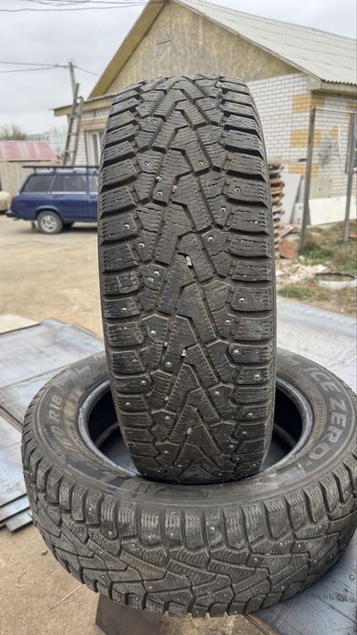 Шины зимние 235/60 18
