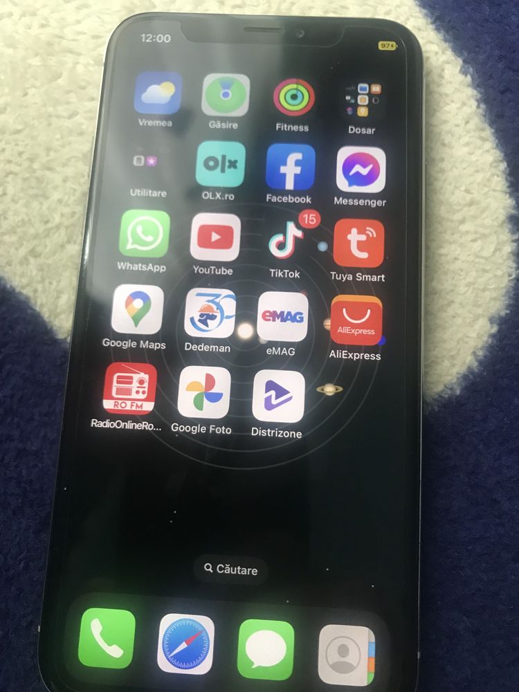 iPhone x.    64g