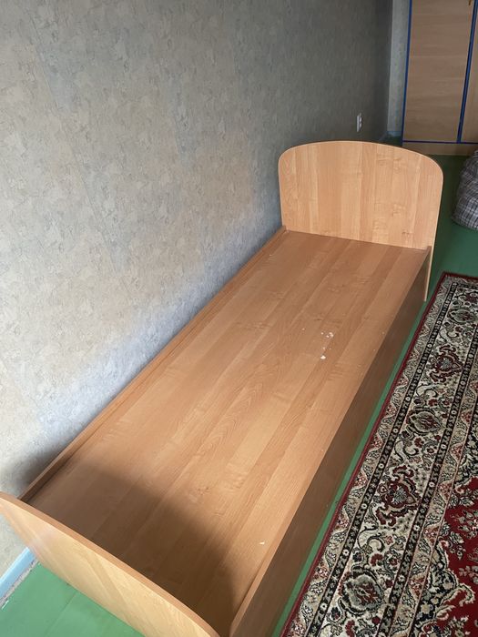 Кровать односпальная
