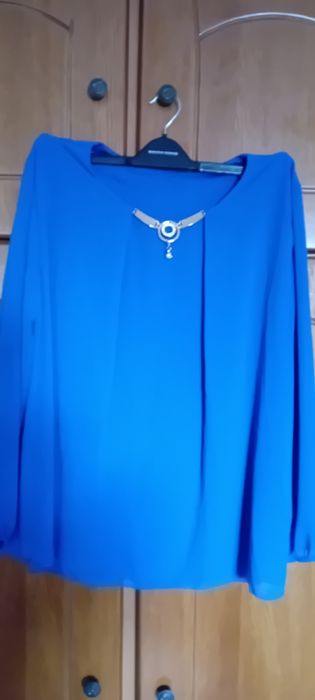 Vând bluză ptr.damă