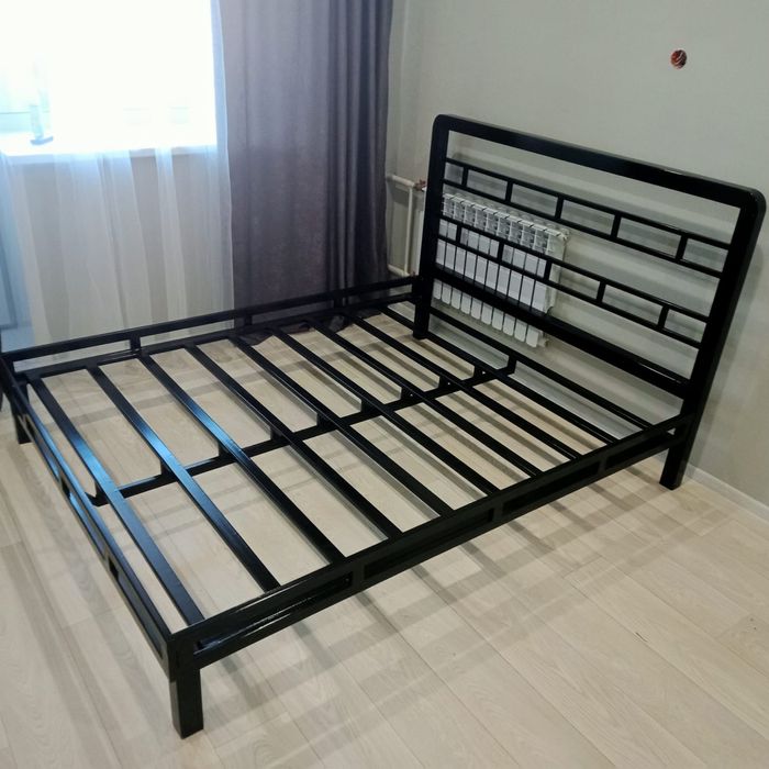Кровать металлическая. Ручной работы.