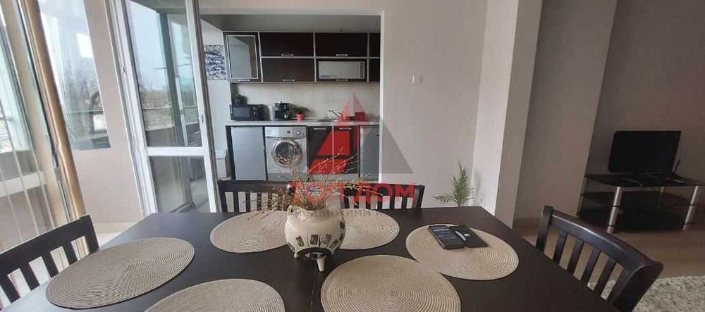 Дава се под наем Четиристаен апартамент в Варна, Център - 100 кв.м за 1000 € - Снимка #2