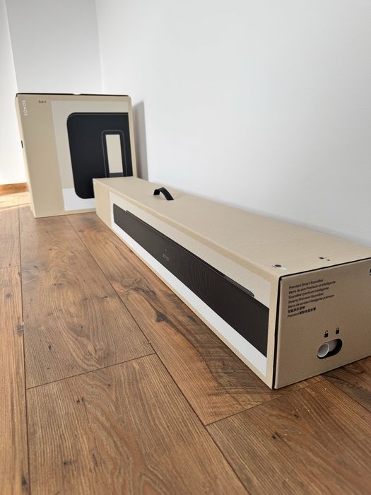 Sonos Arc Ultra plus Sonos Sub Gen 4 Stare impecabilă, pachet premium