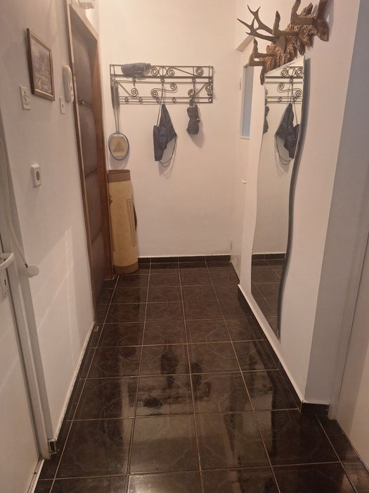 Vând sau schimb apartament 3 camere