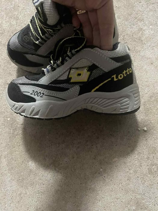 Incaltaminte diverse modele