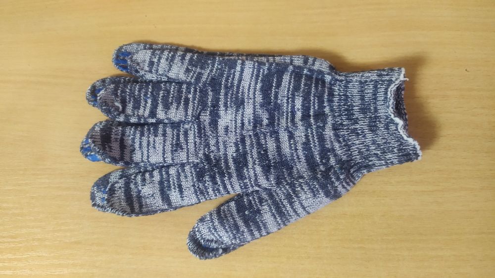 Продам рабочие перчатки.