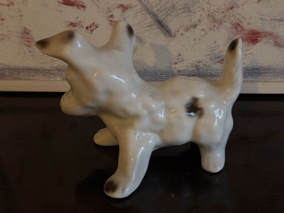 Bibelou caine din portelan