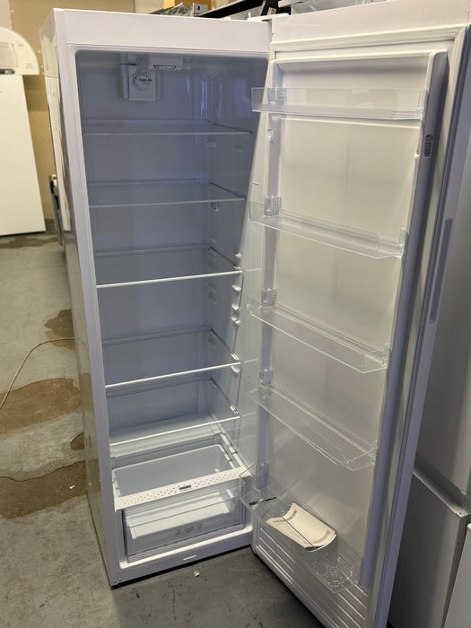 Frigider Racitor Telefunken R1D376FW