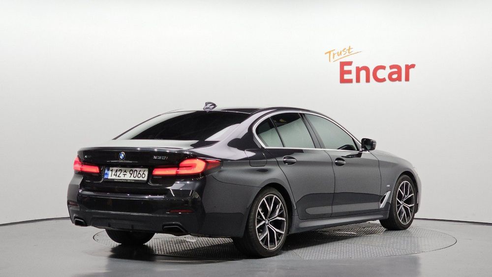 BMW 5-SERIES 530i xDRIVE M Sport