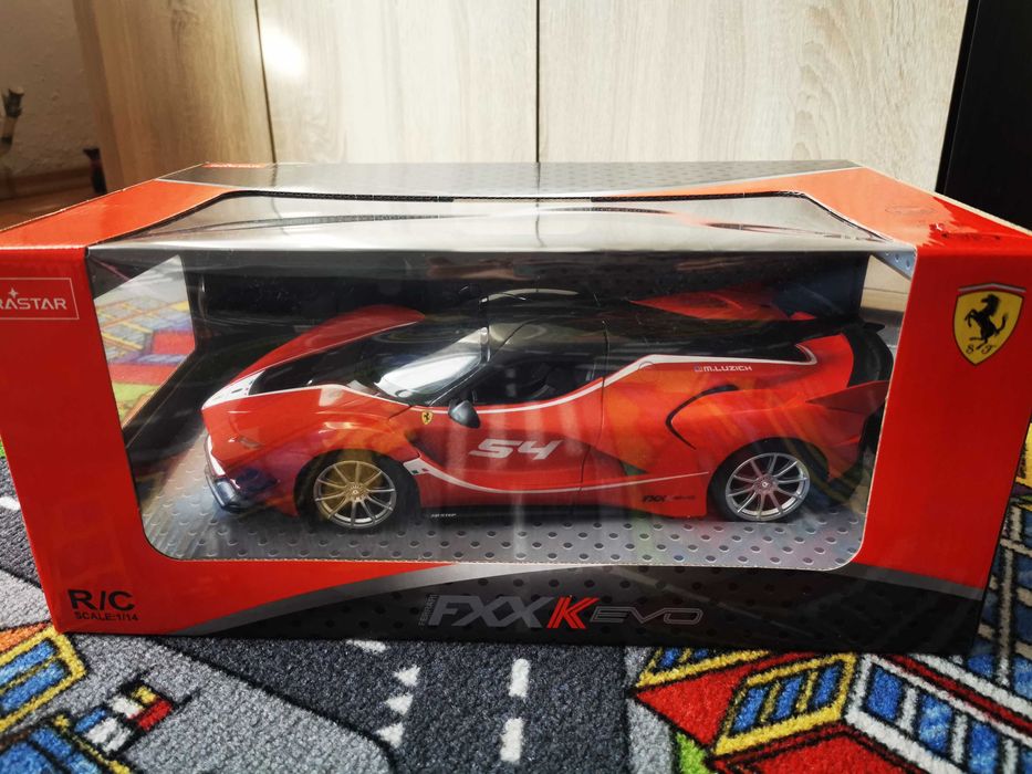 Masina originala macheta Ferrari Fxx K Evo, Scala 1:14(mare)