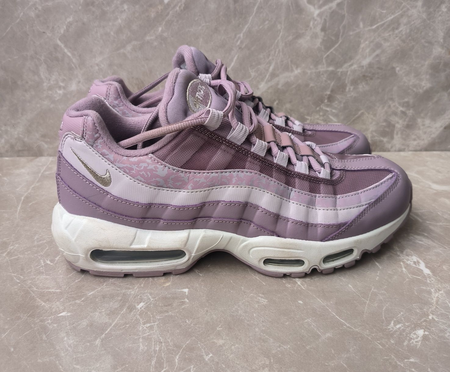 Nike Air Max 95 номер 42