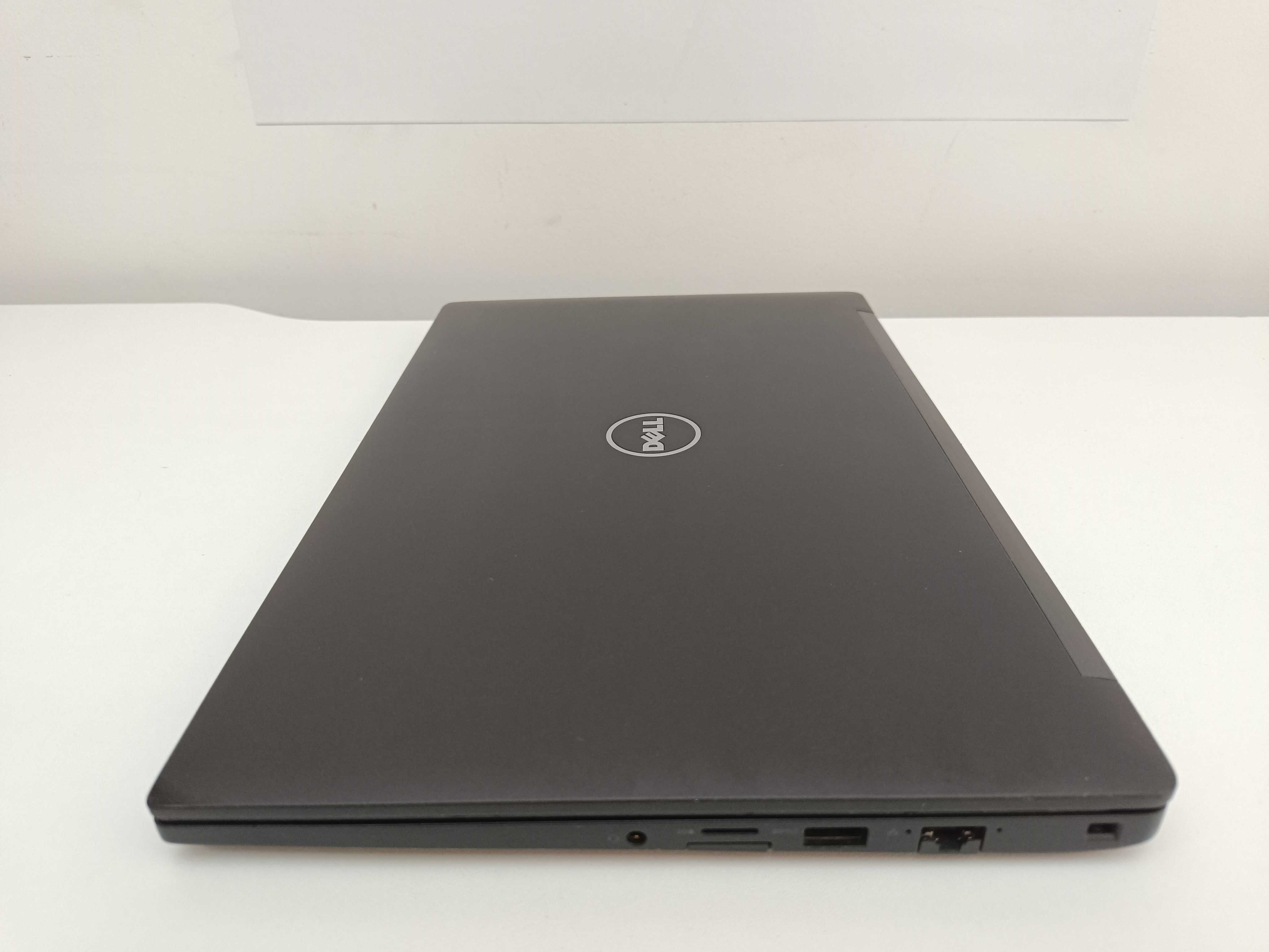 Laptop Dell PRO  i5 16 Gb  iluminare ssd M2 . Garantie + Factura