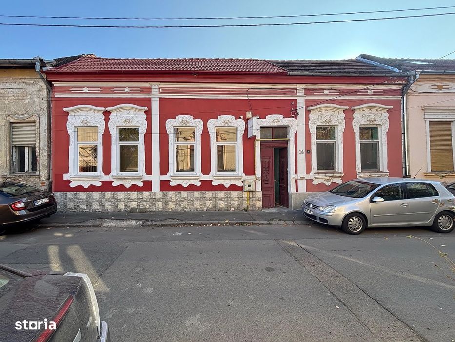 Apartament la casă - ultracentral în Oradea