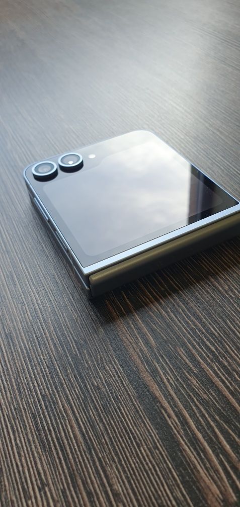 Samsung Z Flip6 512GB BLUE Гаранция