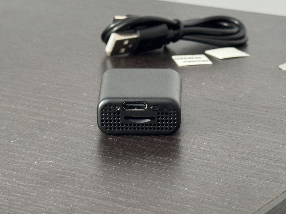 Noptiera  cu seif ascuns și sistem RFID + cadou mini camera video