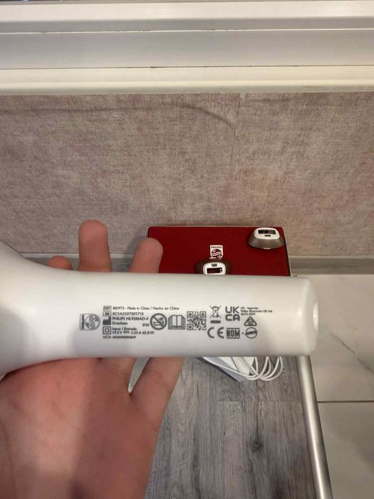 Фотоепилатор Philips Lumea 9900 BRI73/00