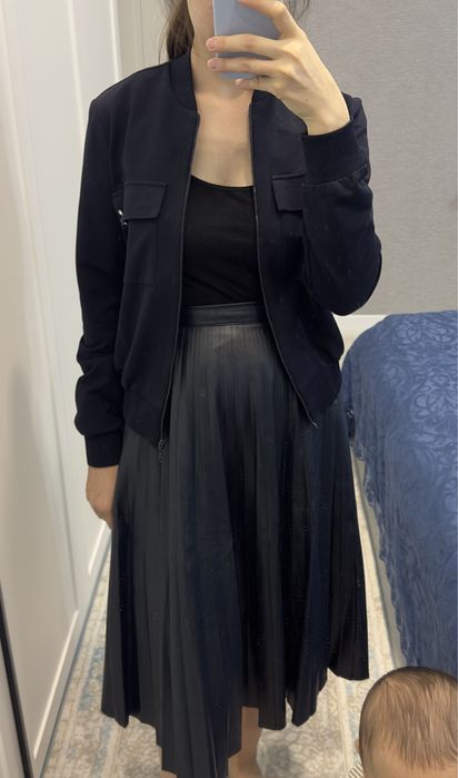 Стильный женский комплект (бомбер + плиссированная юбка)