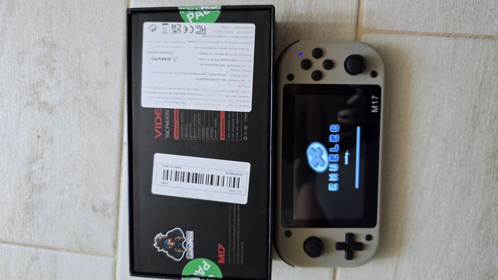 Consola retro portabila M17 128GB cu jocuri