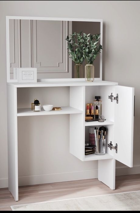 продам туалетный столик