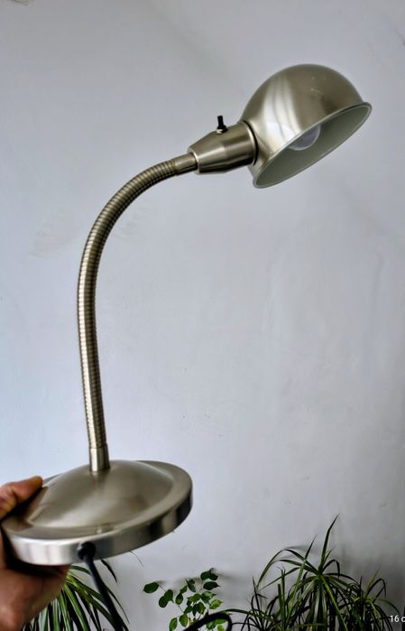 Lampă de birou flexibilă