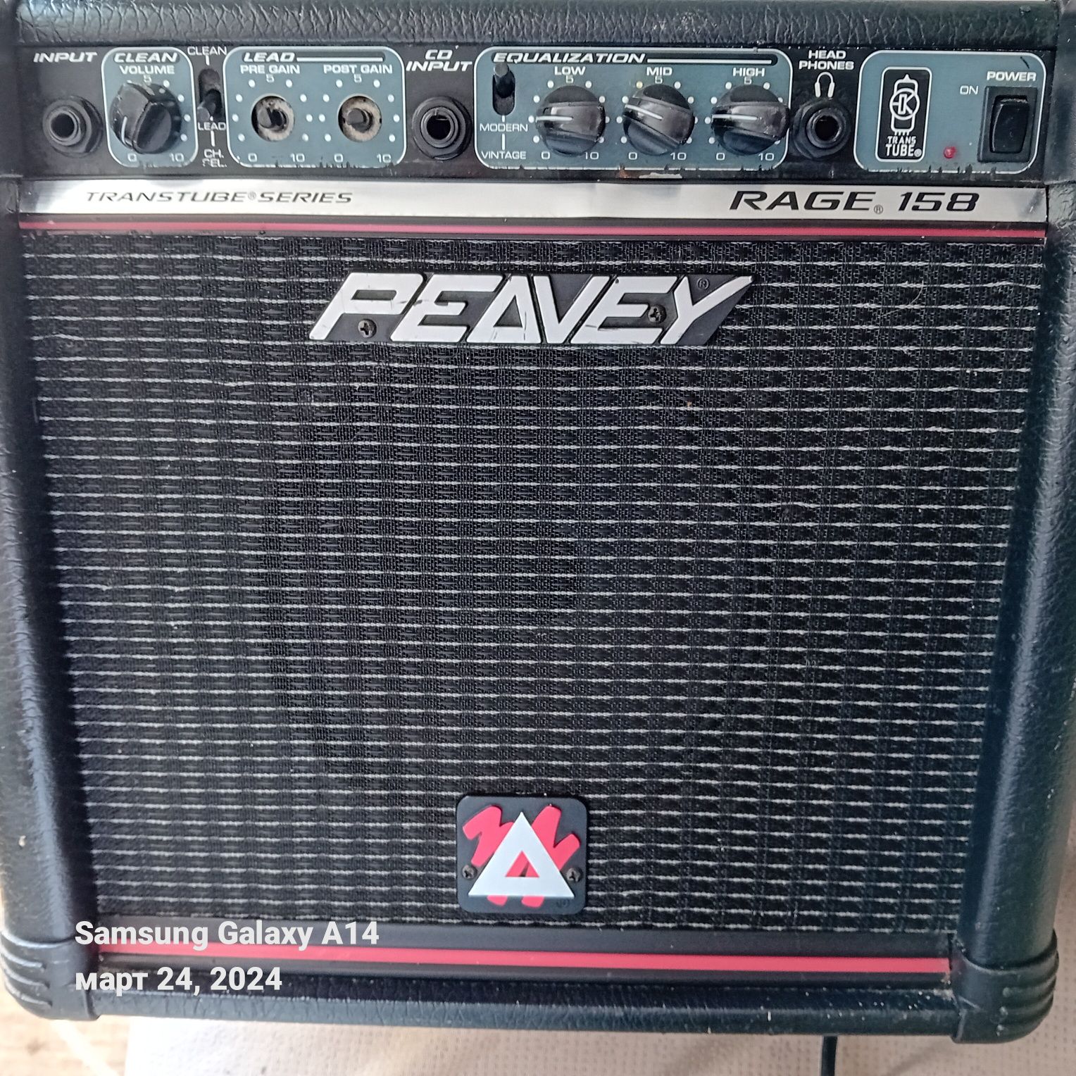 Китара и кубе  Peavey