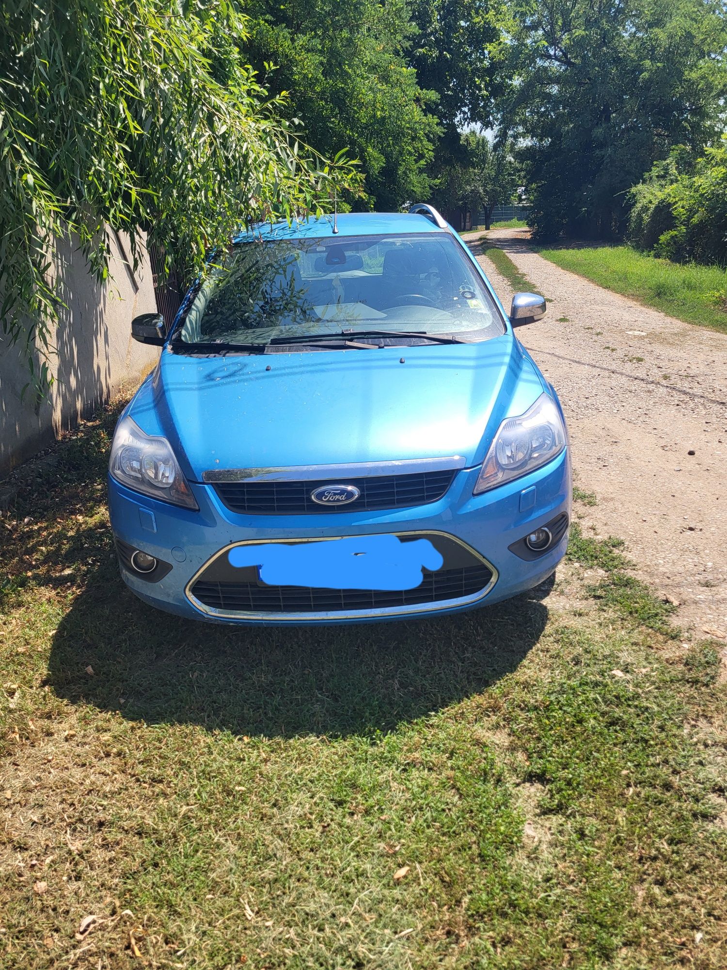 Vând sau schimb Ford focus 2
