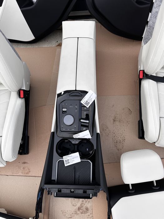 Interior BMW seria 5 G60 impecabil piele ,harman karfon