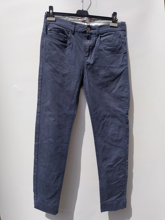 Pantaloni marca Zara