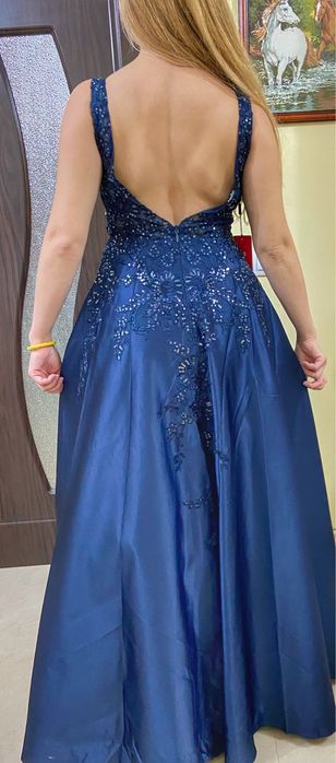 Уникална бална рокля или за друг повод JJ’s house