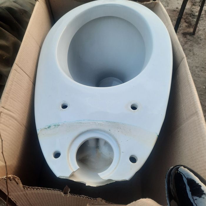 Унитаз большой б/у