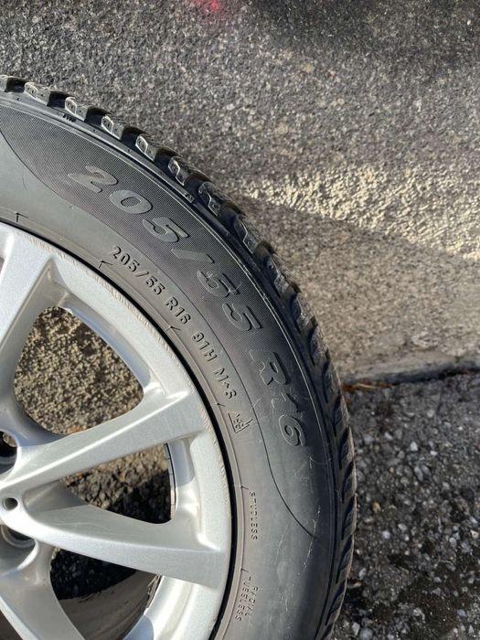 Алуминиеви джанти със зимни гуми за BMW  5/120