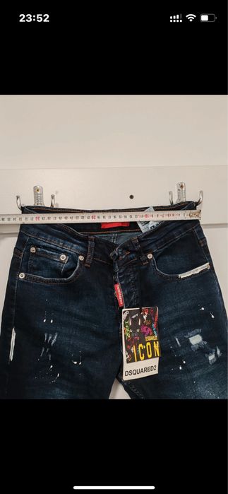Dsquared2 culoare bleumarin