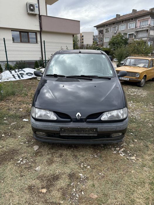 Рено меган на части