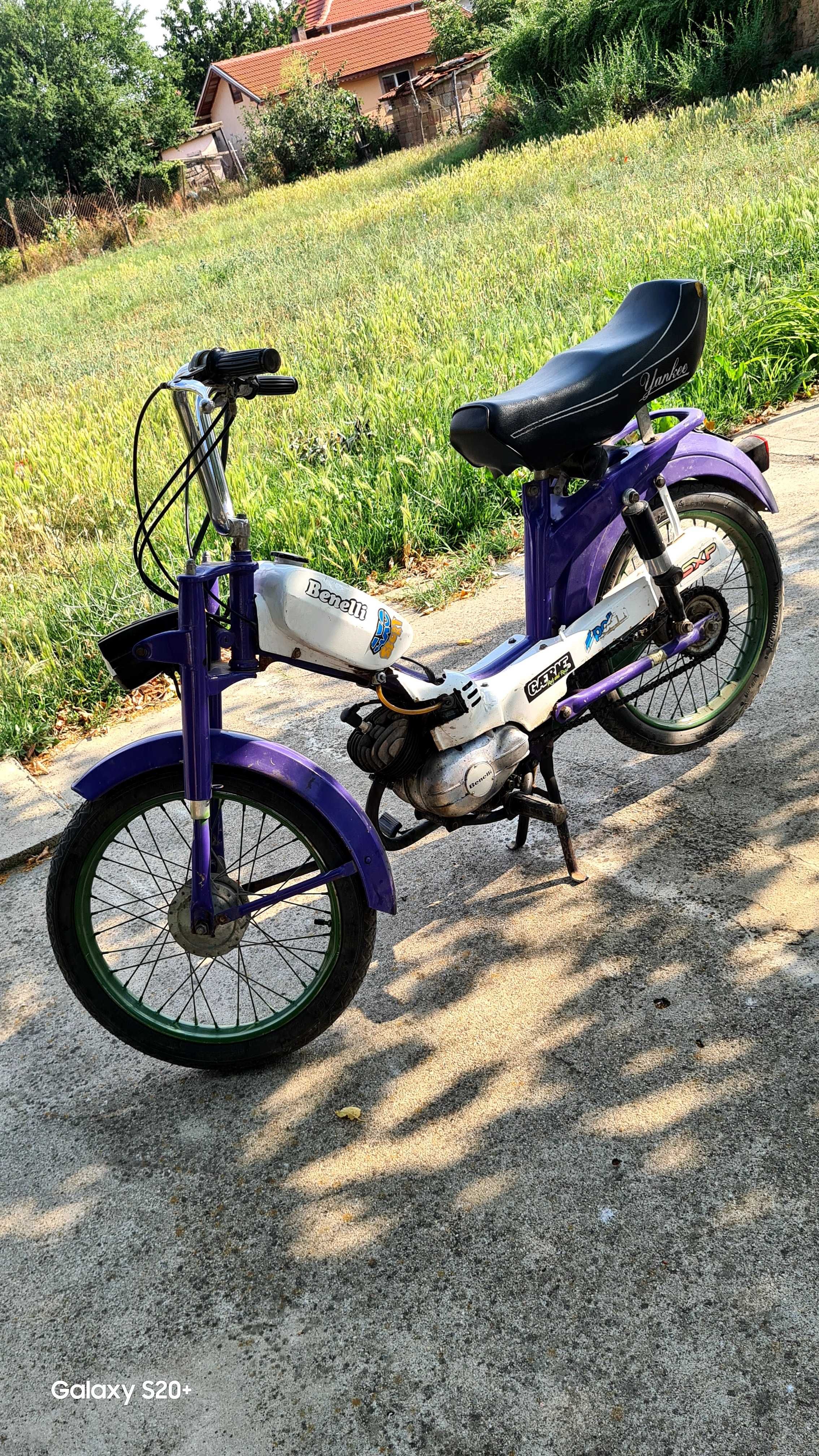 Продавам мотор Benelli 50 kubika
