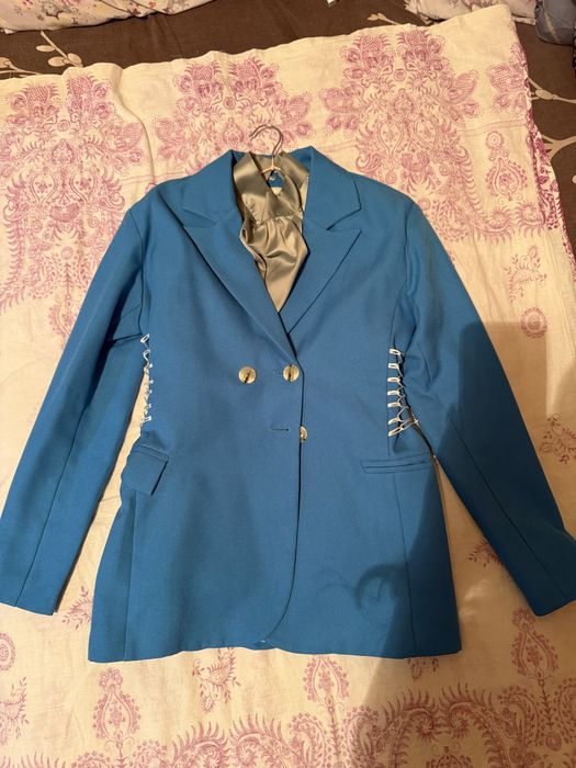 Веши недорого б/у