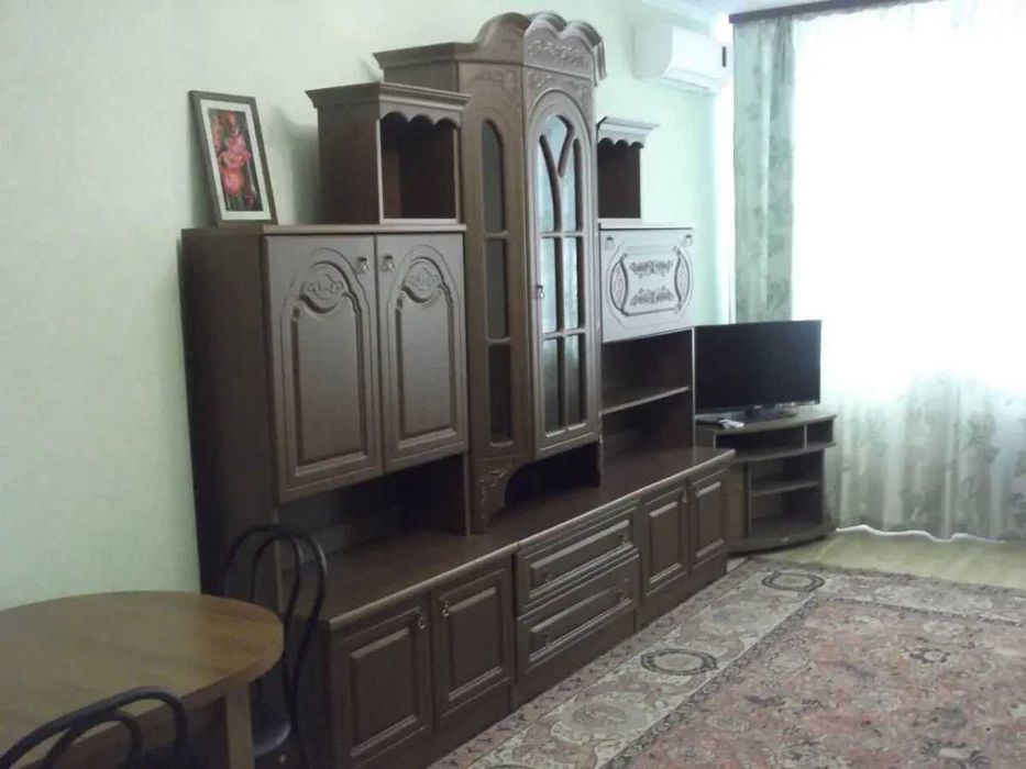 Двустаен имот в кв.Разсадника