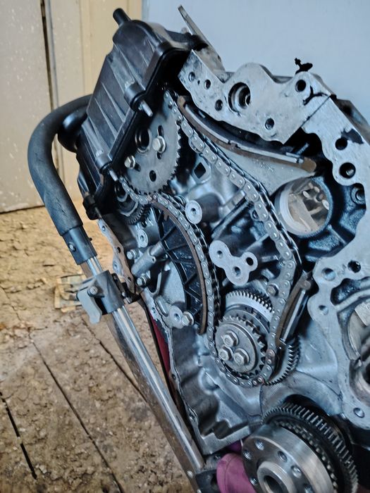 Опел астра К 1.6