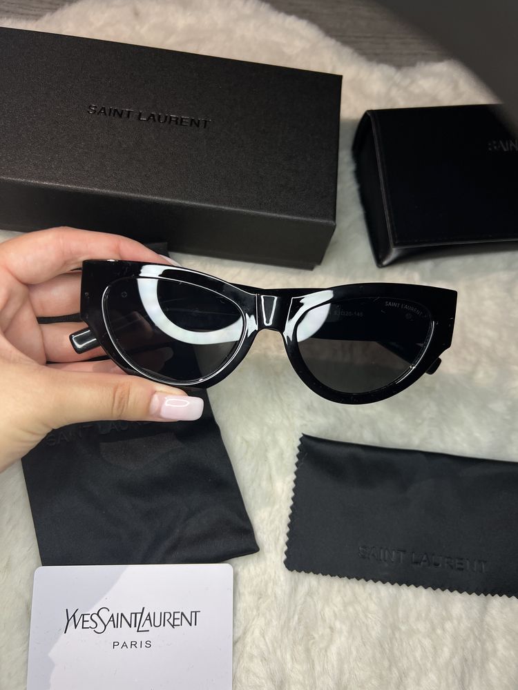 Ochelari soare Yves Saint Laurent
