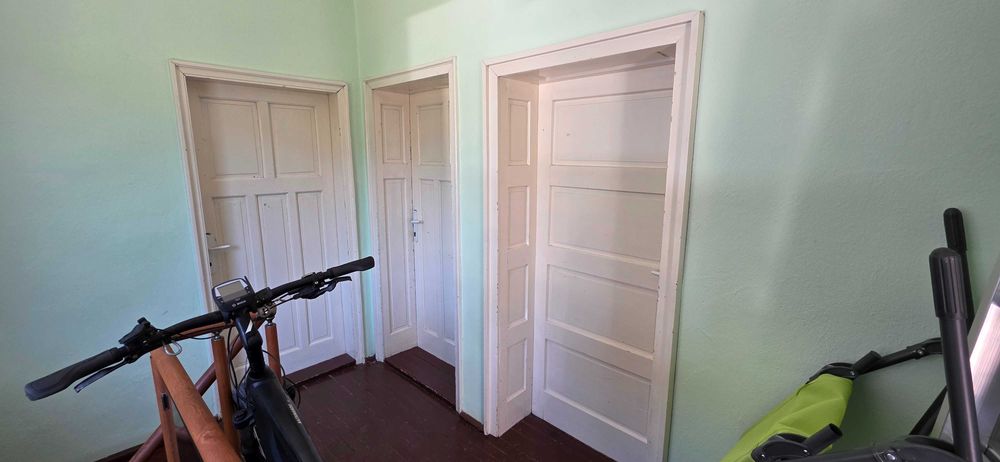 Продавам интериорни врати – няколко броя, без каси