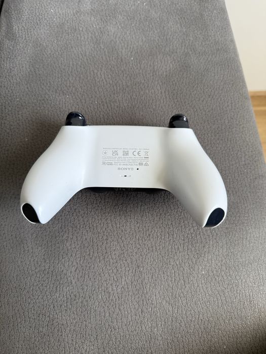 PlayStation 5 (PS5) В отлично състояние