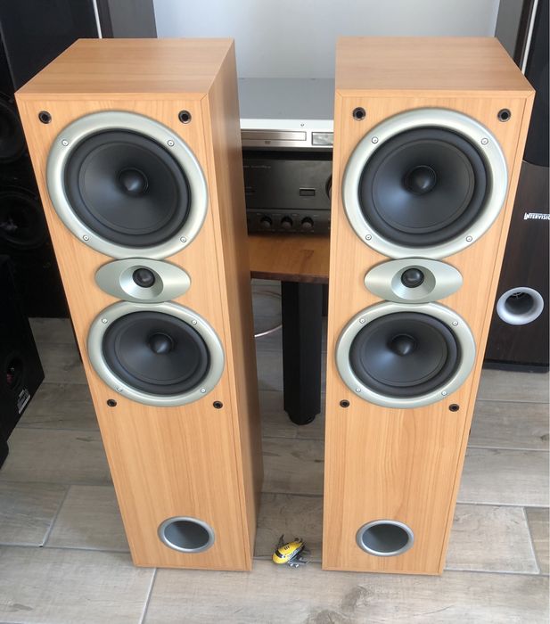 Boxe de podea Wooden Loud / sunet clar , bass profund / 120W RMS