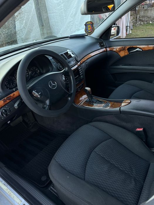 Mercedes E220D, Euro 4, automat, xenon, trapa