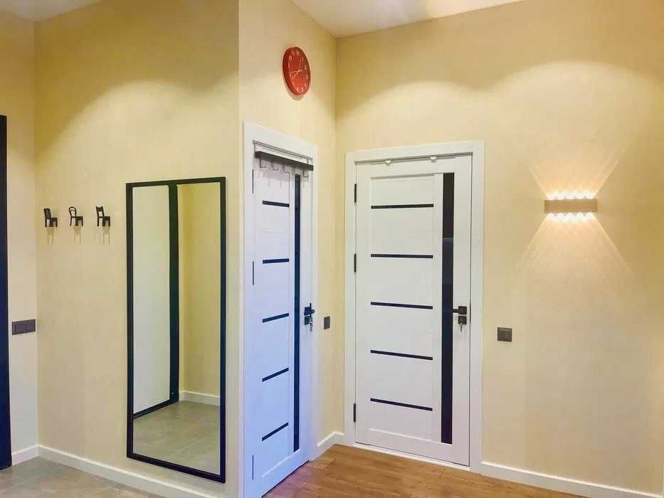 СРОЧНО!!! Сдается Новая Квартира рядом Дружба Народов  901*