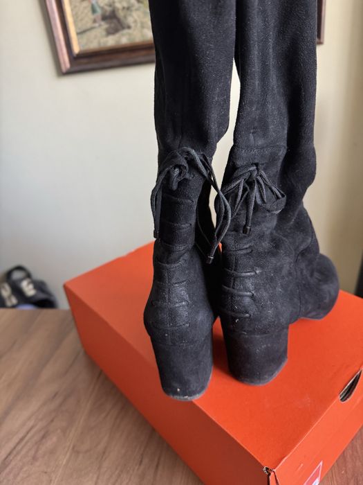 Велурени ботуши в черно с дължина до коляното