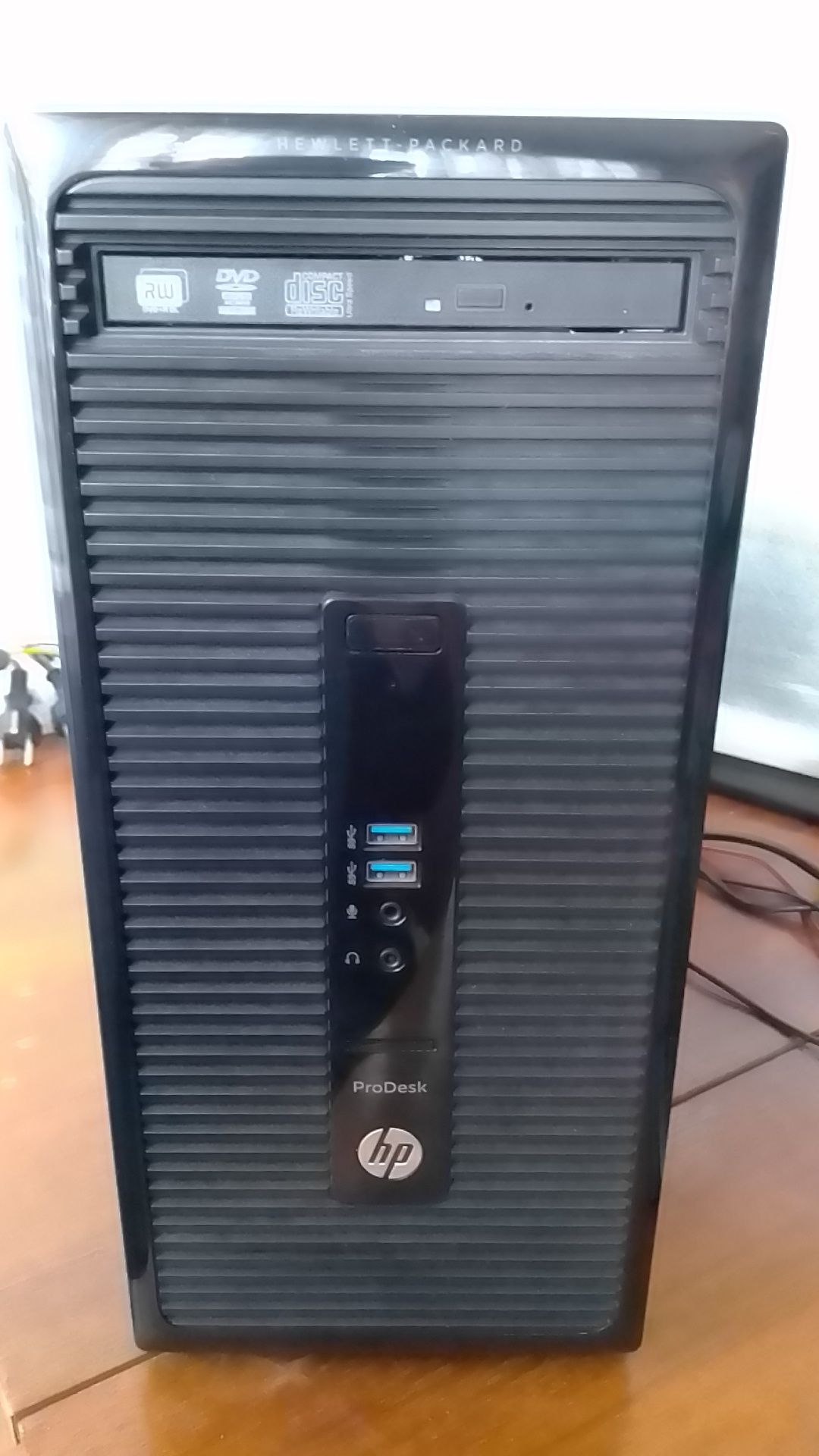 HP Prodesk 400 G2 MT