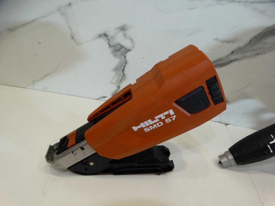 Hilti SD 5000 - 22 / Nuron + SMD 57 + SME 2 - Винтоверт за гипскартон