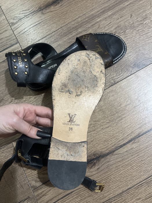 Sandale piele purtate o singura data