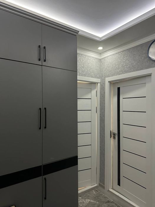 Чиланзар 24.  3 х комнатная ЕВРО ремонт Срочно